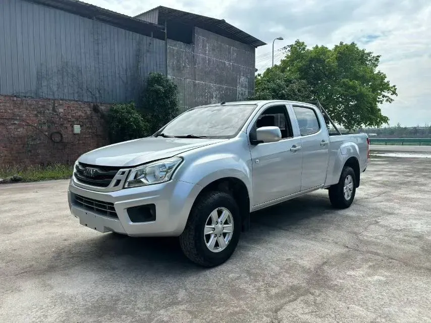 2020 JMC BaoDian 2.5T 140HP L4 5MT,autocango,china used car exporter,china ev exporter,chinese used car exporter,chinese used ev exporter