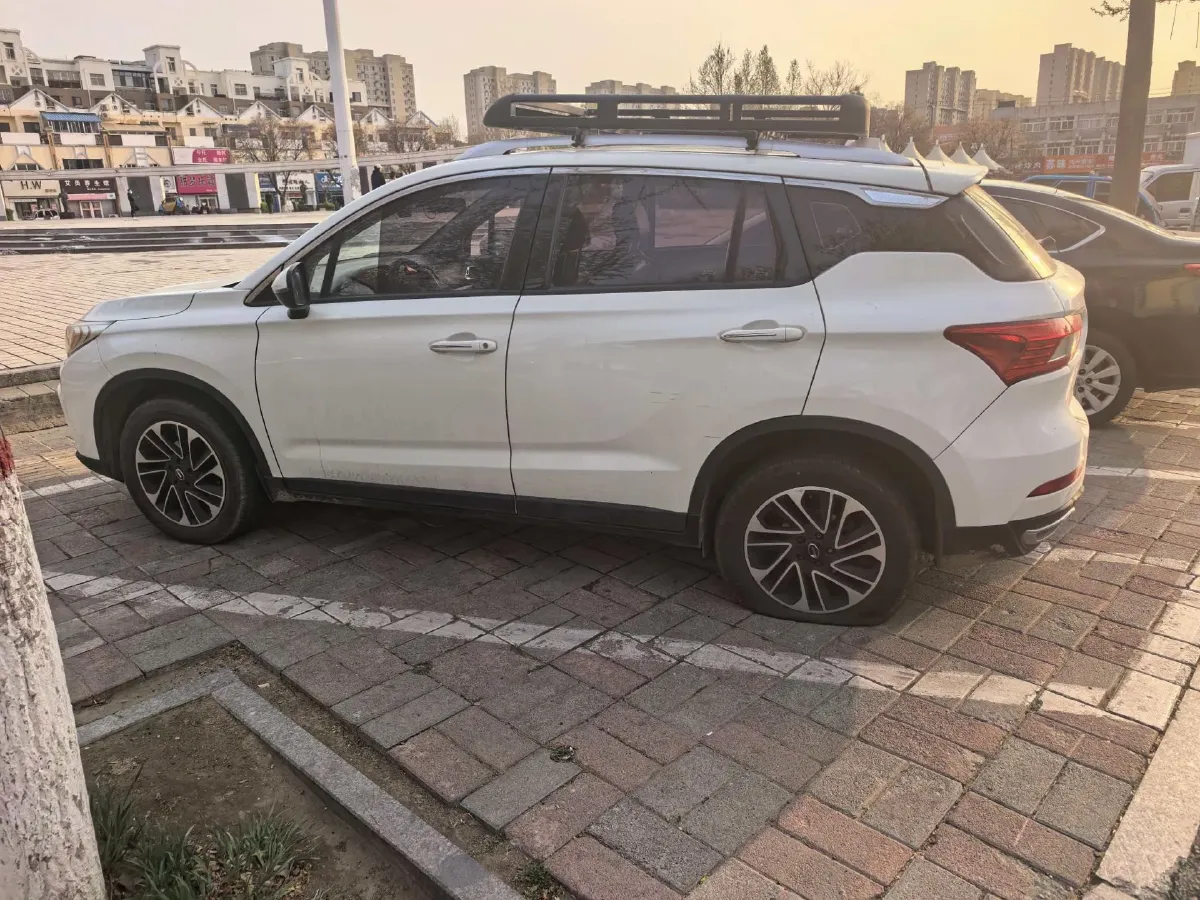 2017 GAC Trumpchi GS4 1.3T 137HP L4 5MT,autocango,china used car exporter,china ev exporter,chinese used car exporter,chinese used ev exporter