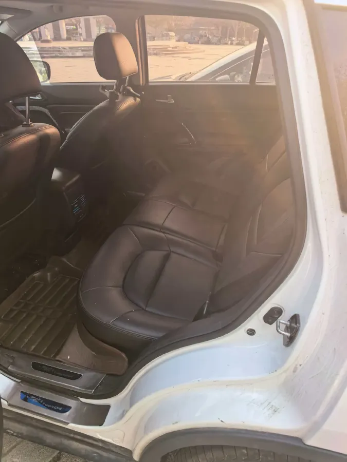 2017 GAC Trumpchi GS4 1.3T 137HP L4 5MT,autocango,china used car exporter,china ev exporter,chinese used car exporter,chinese used ev exporter