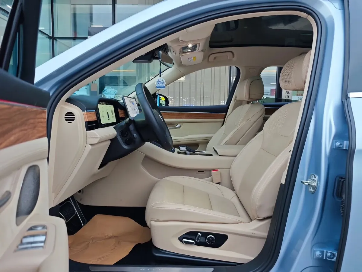 2022 Lincoln Corsair 2.0T 245HP L4 8AT,autocango,china used car exporter,china ev exporter,chinese used car exporter,chinese used ev exporter