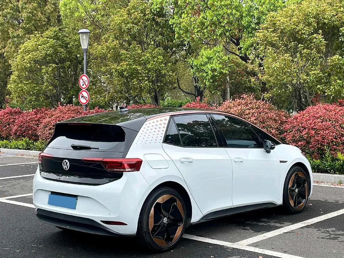 2021 Volkswagen ID.3 BEV 57.3KWH,autocango,china used car exporter,china ev exporter,chinese used car exporter,chinese used ev exporter