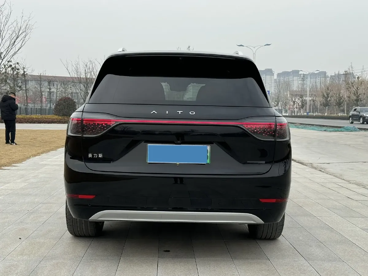 2024 AITO AITO M9 1.5T 152HP L4 REEV 42KWH,autocango,china used car exporter,china ev exporter,chinese used car exporter,chinese used ev exporter