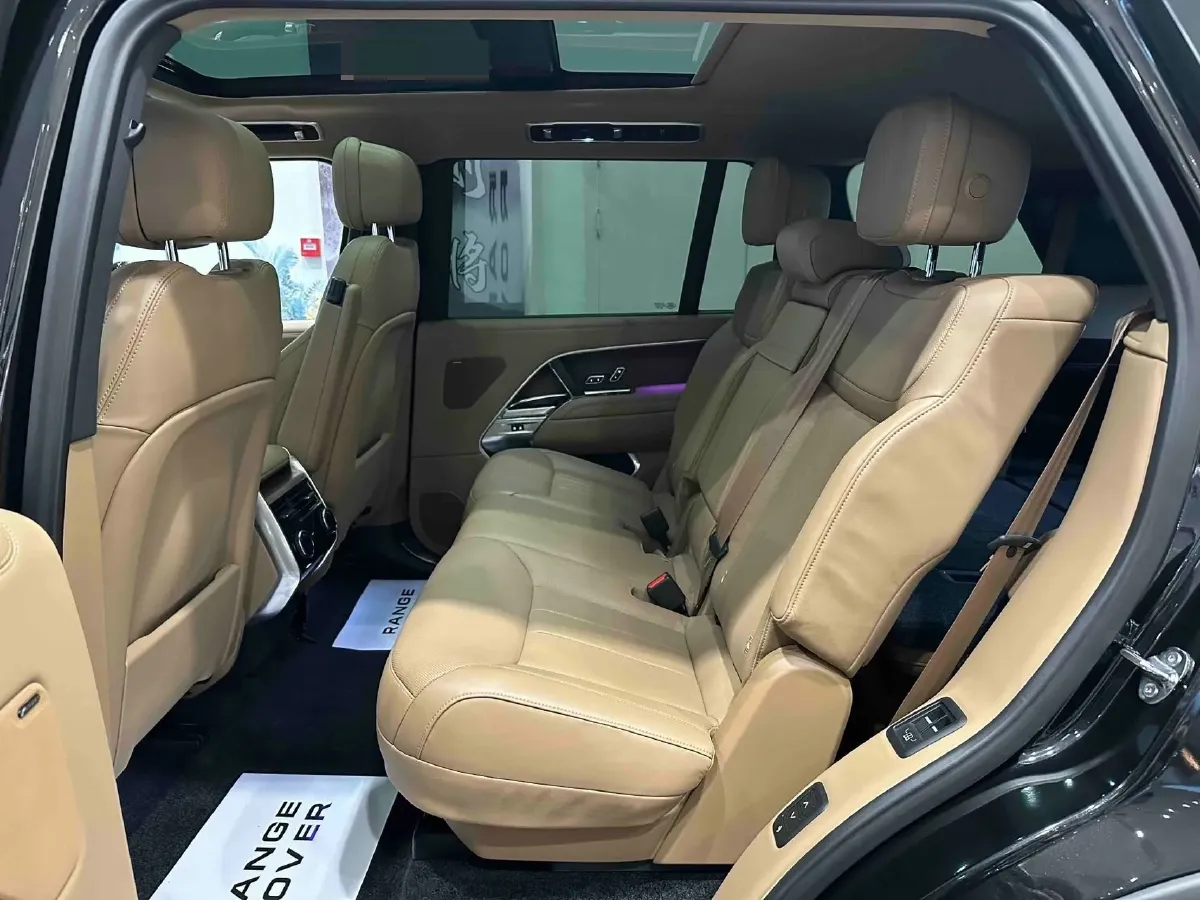 2024 Land Rover Range Rover 3.0T 400HP L6 8AT,autocango,china used car exporter,china ev exporter,chinese used car exporter,chinese used ev exporter