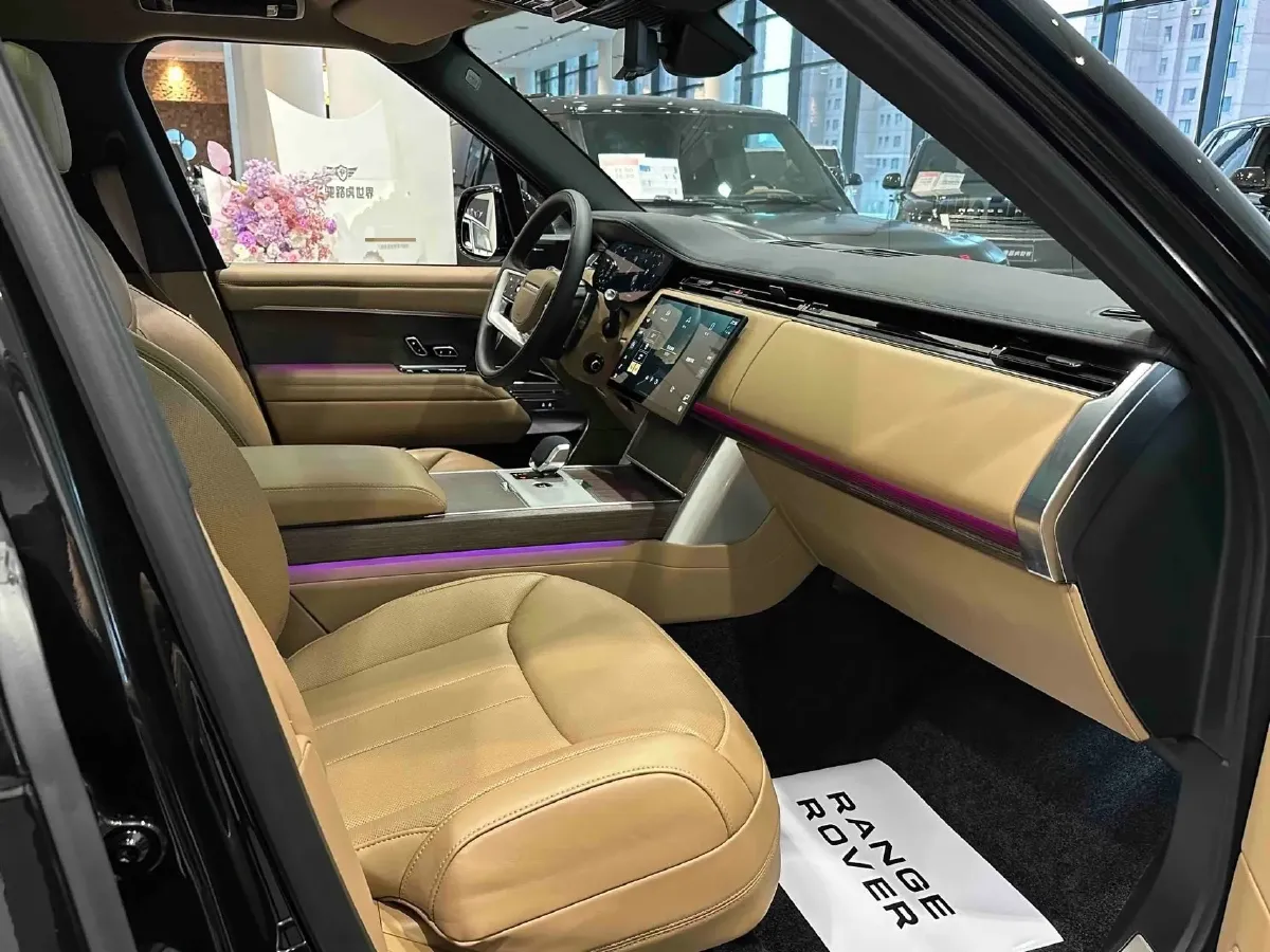 2024 Land Rover Range Rover 3.0T 400HP L6 8AT,autocango,china used car exporter,china ev exporter,chinese used car exporter,chinese used ev exporter