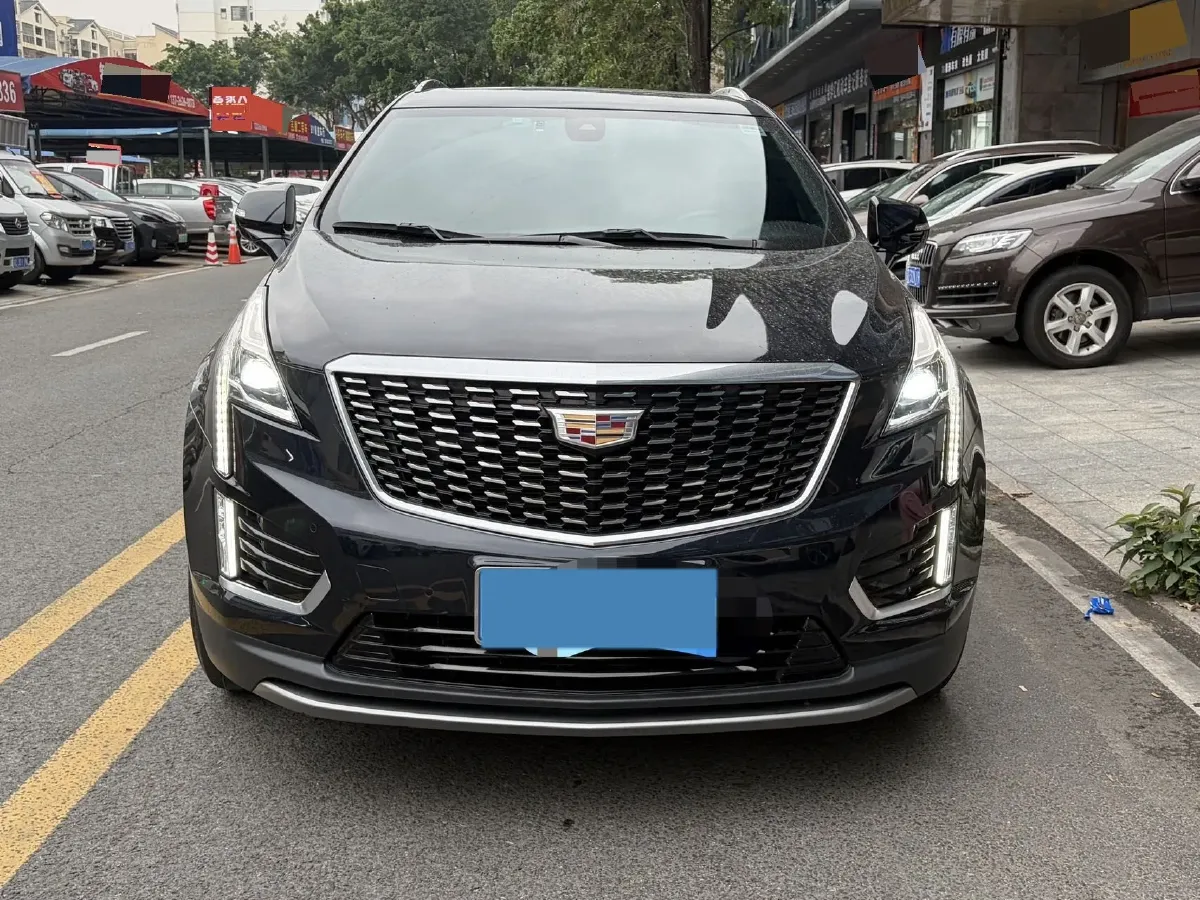 2022 Cadillac XT5 2.0T 237HP L4 9AT,autocango,china used car exporter,china ev exporter,chinese used car exporter,chinese used ev exporter
