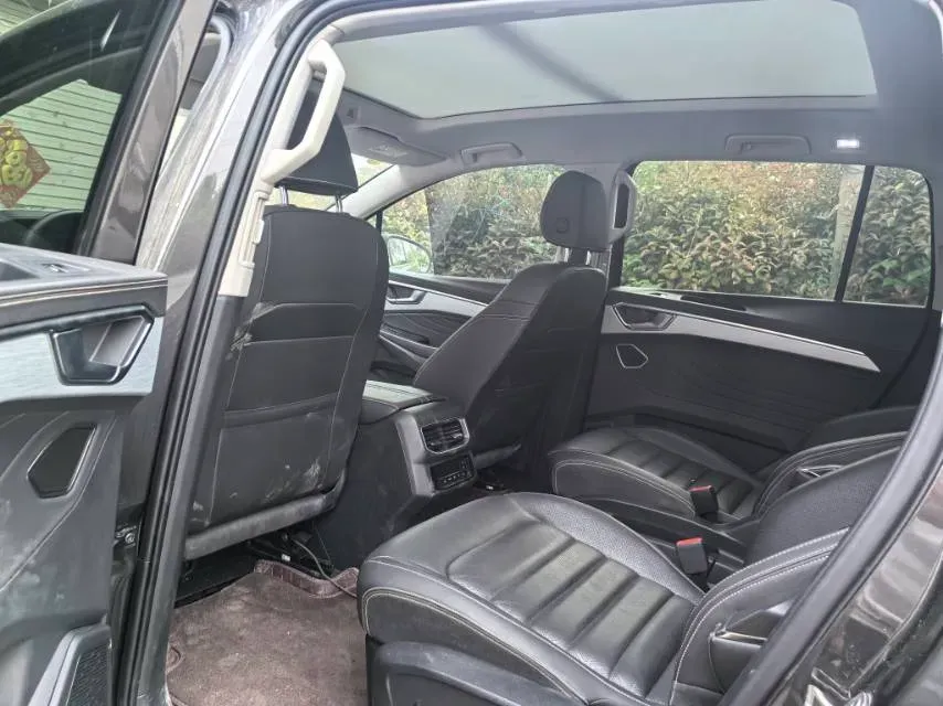 2021 Volkswagen Talagon 2.0T 220HP L4 7DCT,autocango,china used car exporter,china ev exporter,chinese used car exporter,chinese used ev exporter