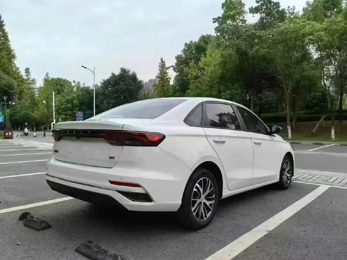 2022 Geely Emgrand 1.5L 114HP L4 CVT,autocango,china used car exporter,china ev exporter,chinese used car exporter,chinese used ev exporter