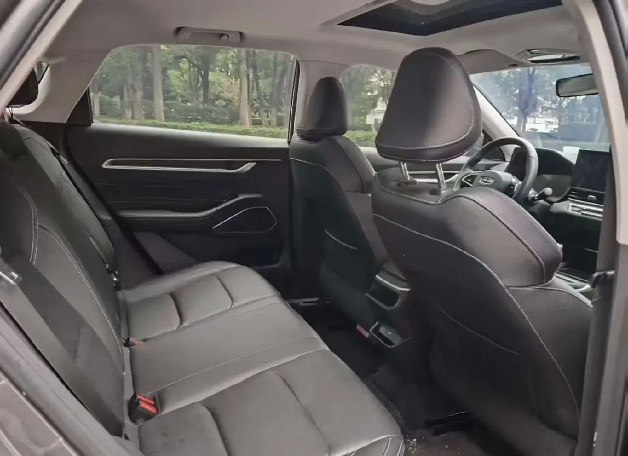 2022 Geely Emgrand 1.5L 114HP L4 CVT,autocango,china used car exporter,china ev exporter,chinese used car exporter,chinese used ev exporter