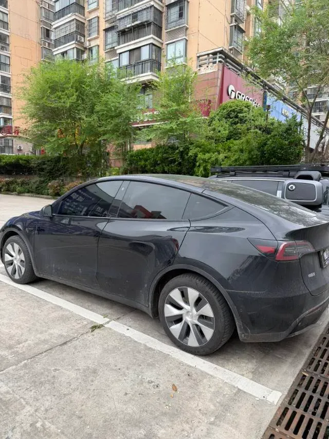 2022 Tesla Model Y BEV 60KWH,autocango,china used car exporter,china ev exporter,chinese used car exporter,chinese used ev exporter