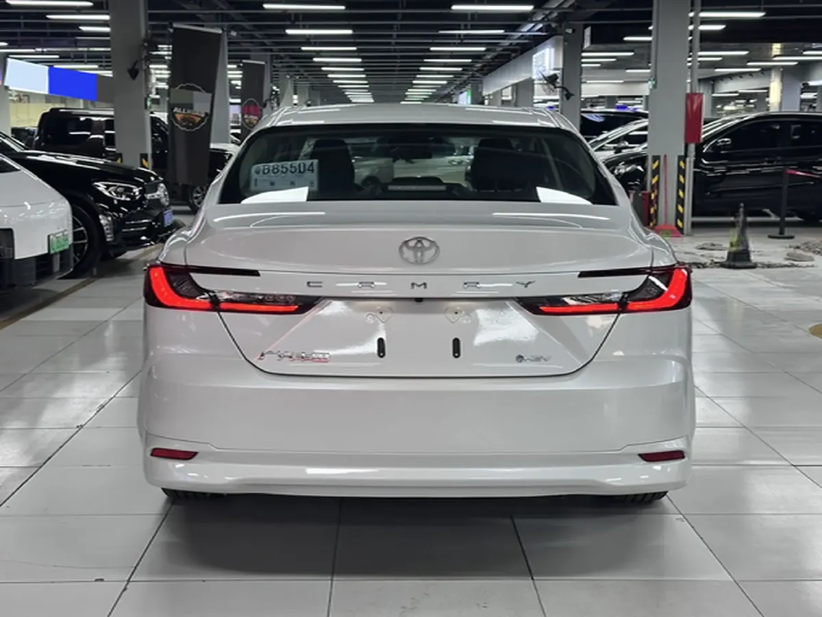 2026 Toyota Camry 2.0L 152HP L4 E-CVT Hybrid,autocango,china used car exporter,china ev exporter,chinese used car exporter,chinese used ev exporter