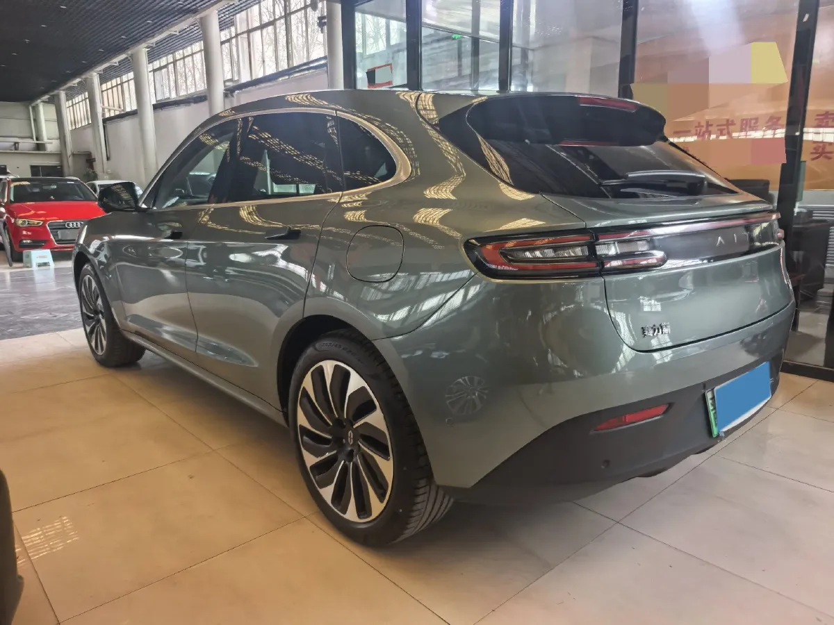 2022 AITO AITO M5 Range Extended 125HP REEV 40KWH,autocango,china used car exporter,china ev exporter,chinese used car exporter,chinese used ev exporter