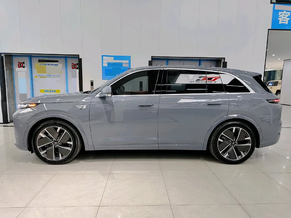 2025 Li L7 Range Extended 154HP REEV,autocango,china used car exporter,china ev exporter,chinese used car exporter,chinese used ev exporter