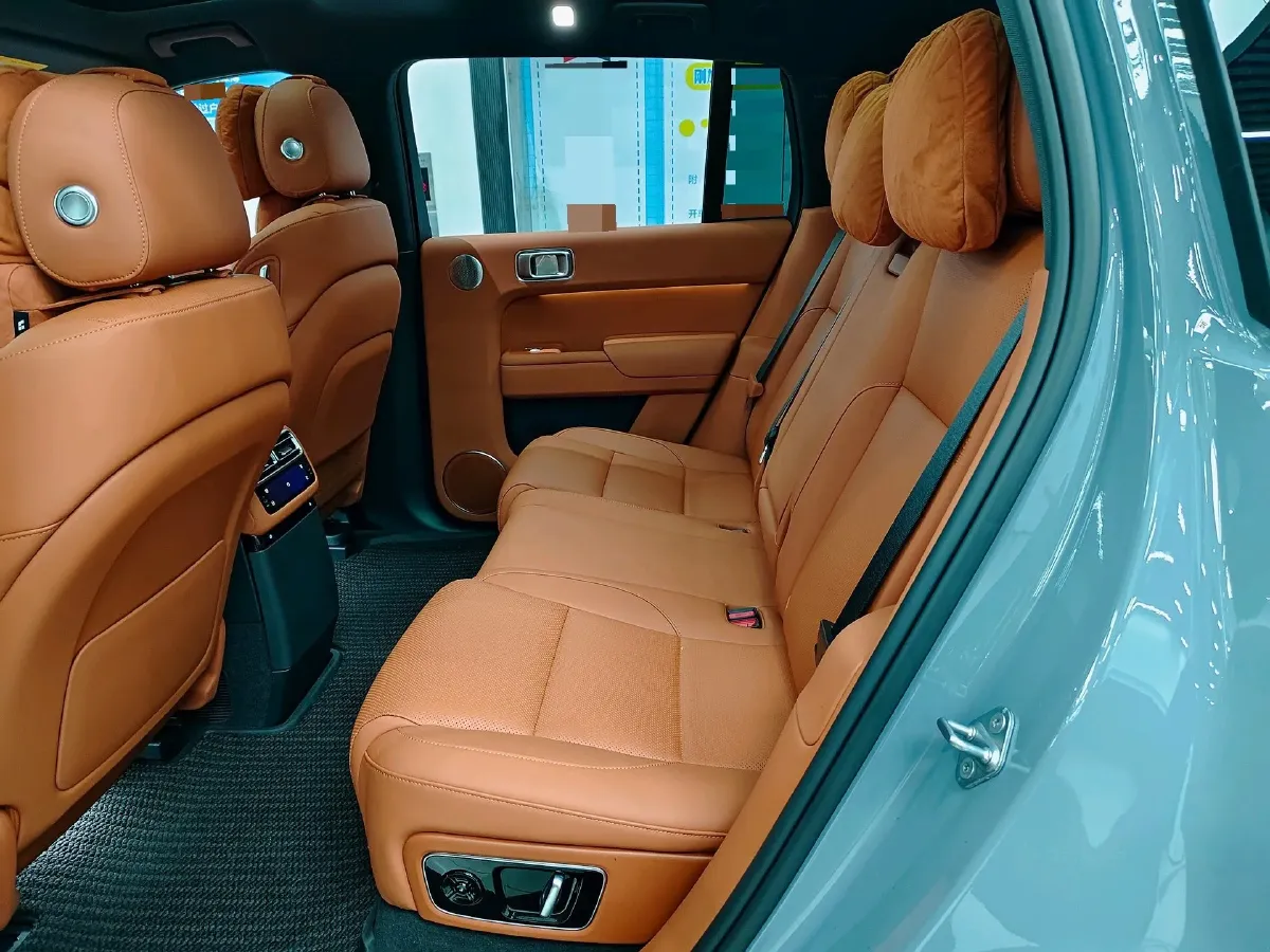 2025 Li L7 Range Extended 154HP REEV,autocango,china used car exporter,china ev exporter,chinese used car exporter,chinese used ev exporter