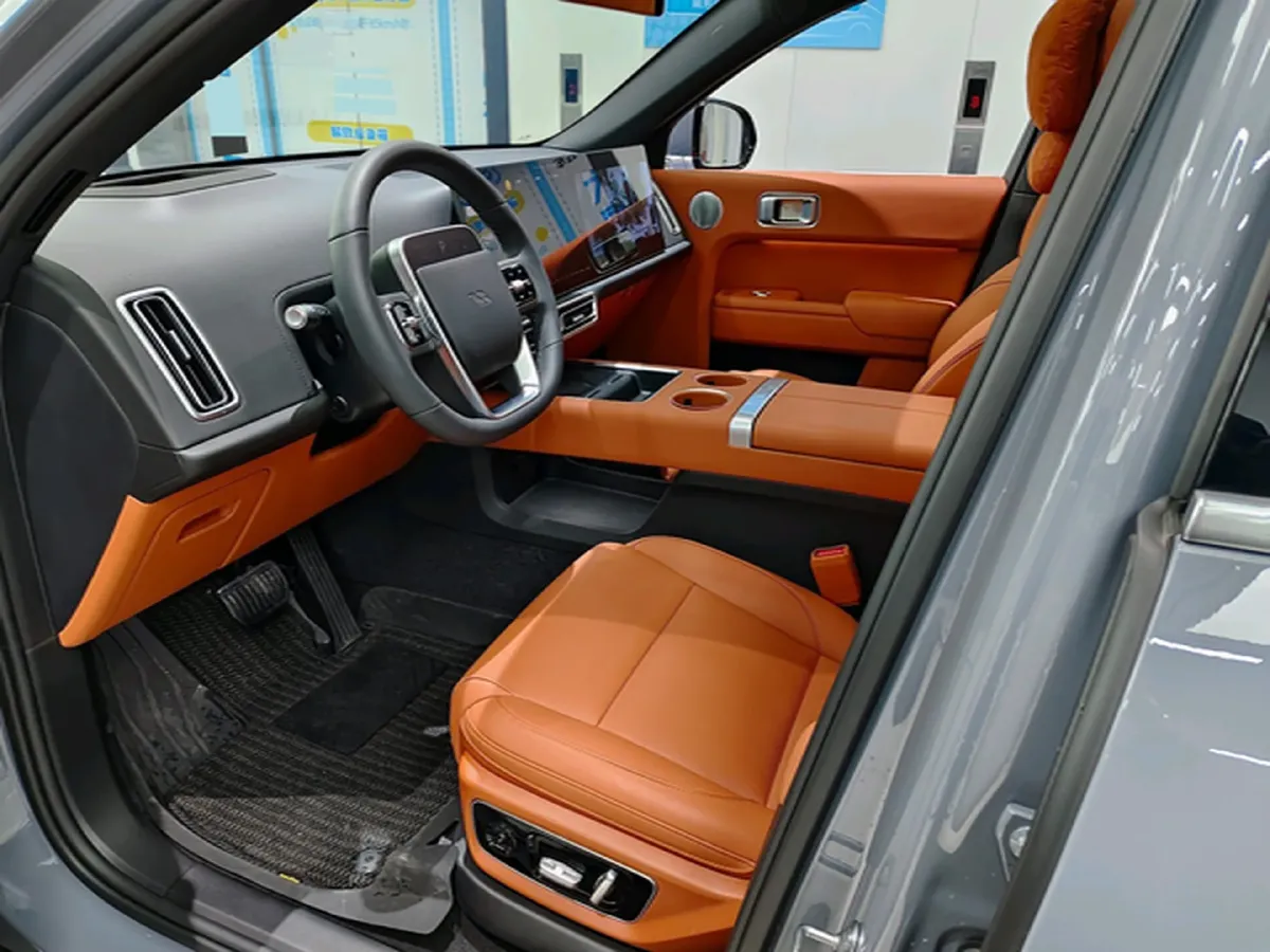 2025 Li L7 Range Extended 154HP REEV,autocango,china used car exporter,china ev exporter,chinese used car exporter,chinese used ev exporter