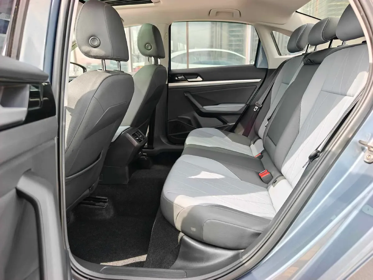 2023 Volkswagen Lavida 1.5L 113HP L4 6AT,autocango,china used car exporter,china ev exporter,chinese used car exporter,chinese used ev exporter