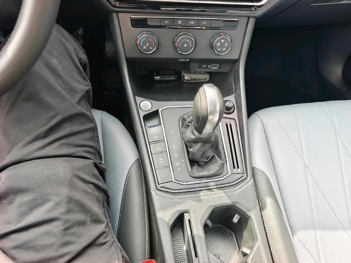 2023 Volkswagen Lavida 1.5L 113HP L4 6AT,autocango,china used car exporter,china ev exporter,chinese used car exporter,chinese used ev exporter