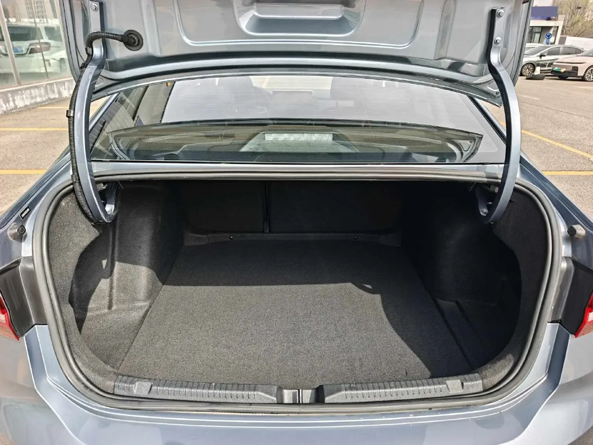 2023 Volkswagen Lavida 1.5L 113HP L4 6AT,autocango,china used car exporter,china ev exporter,chinese used car exporter,chinese used ev exporter