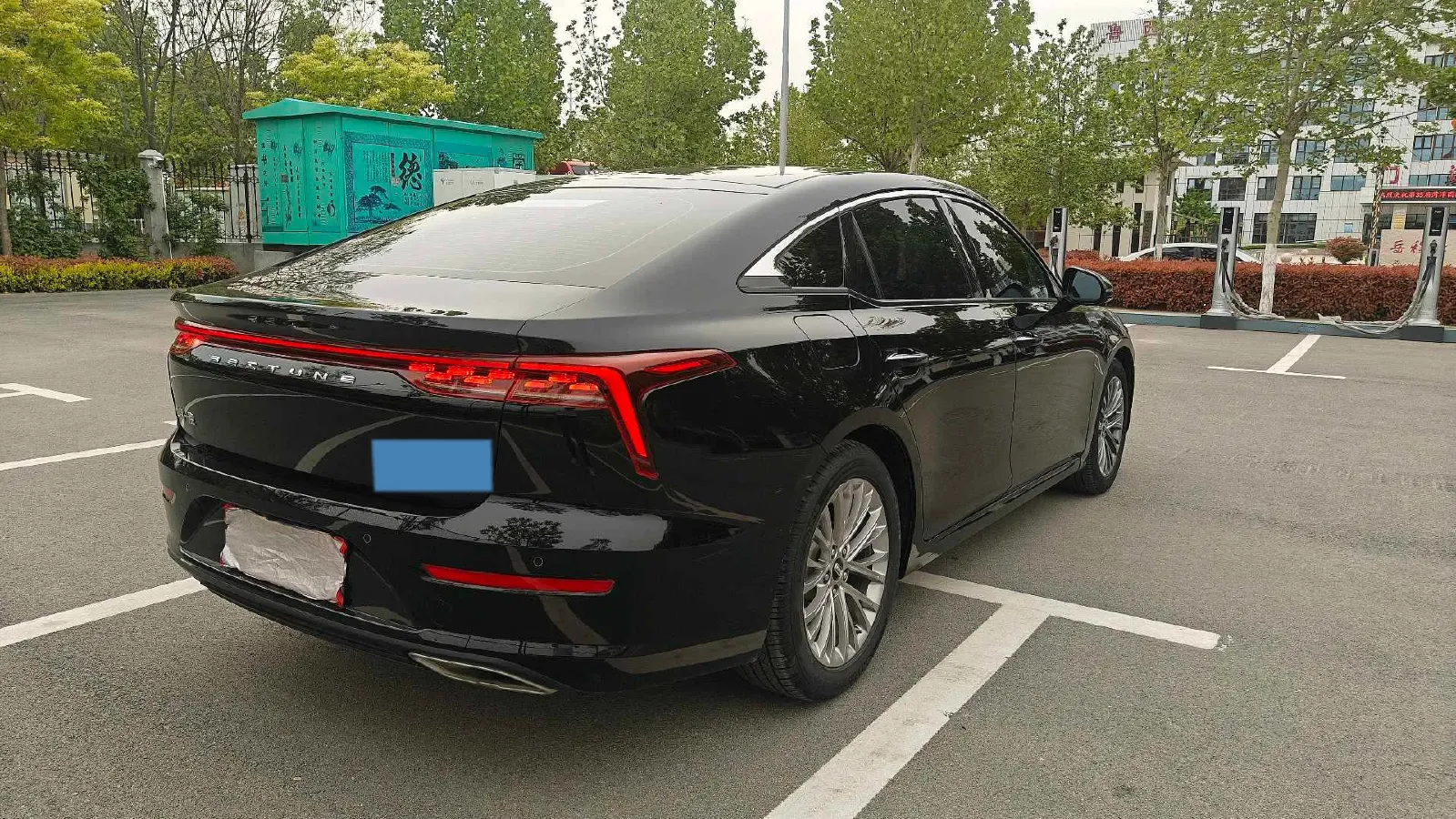 2023 Bestune B70 1.5T 169HP L4 7DCT,autocango,china used car exporter,china ev exporter,chinese used car exporter,chinese used ev exporter