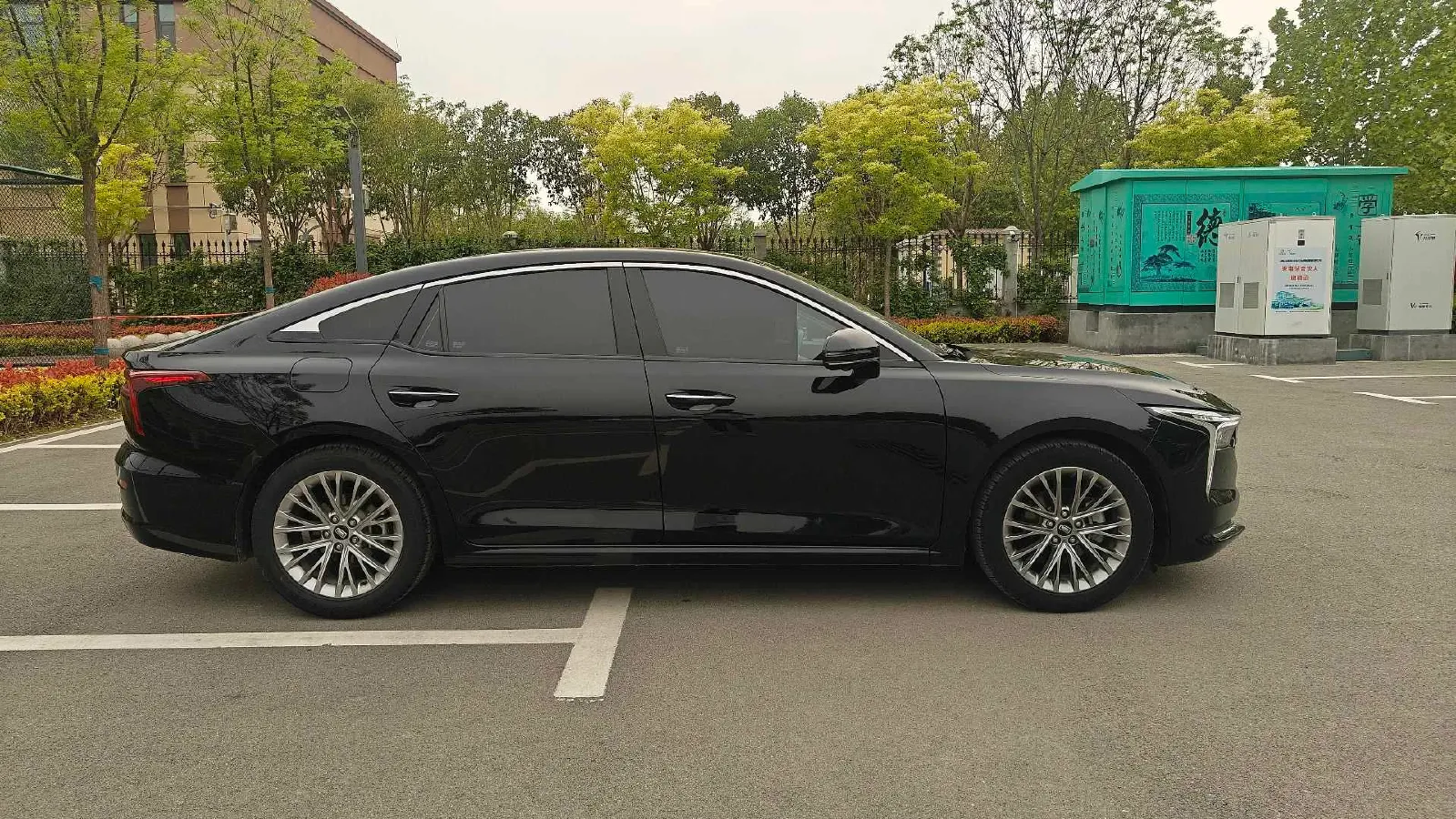 2023 Bestune B70 1.5T 169HP L4 7DCT,autocango,china used car exporter,china ev exporter,chinese used car exporter,chinese used ev exporter