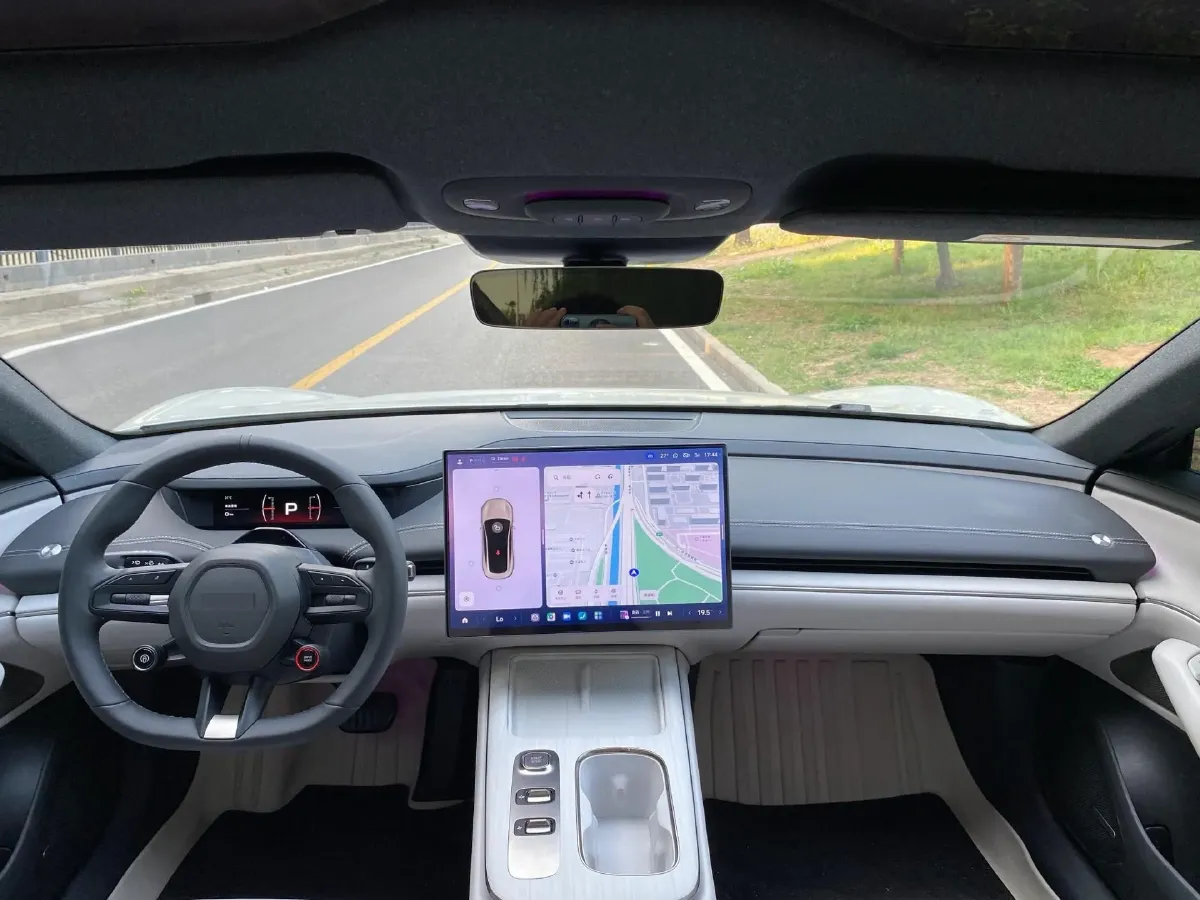 2024 MI SU7 BEV 73.6KWH,autocango,china used car exporter,china ev exporter,chinese used car exporter,chinese used ev exporter