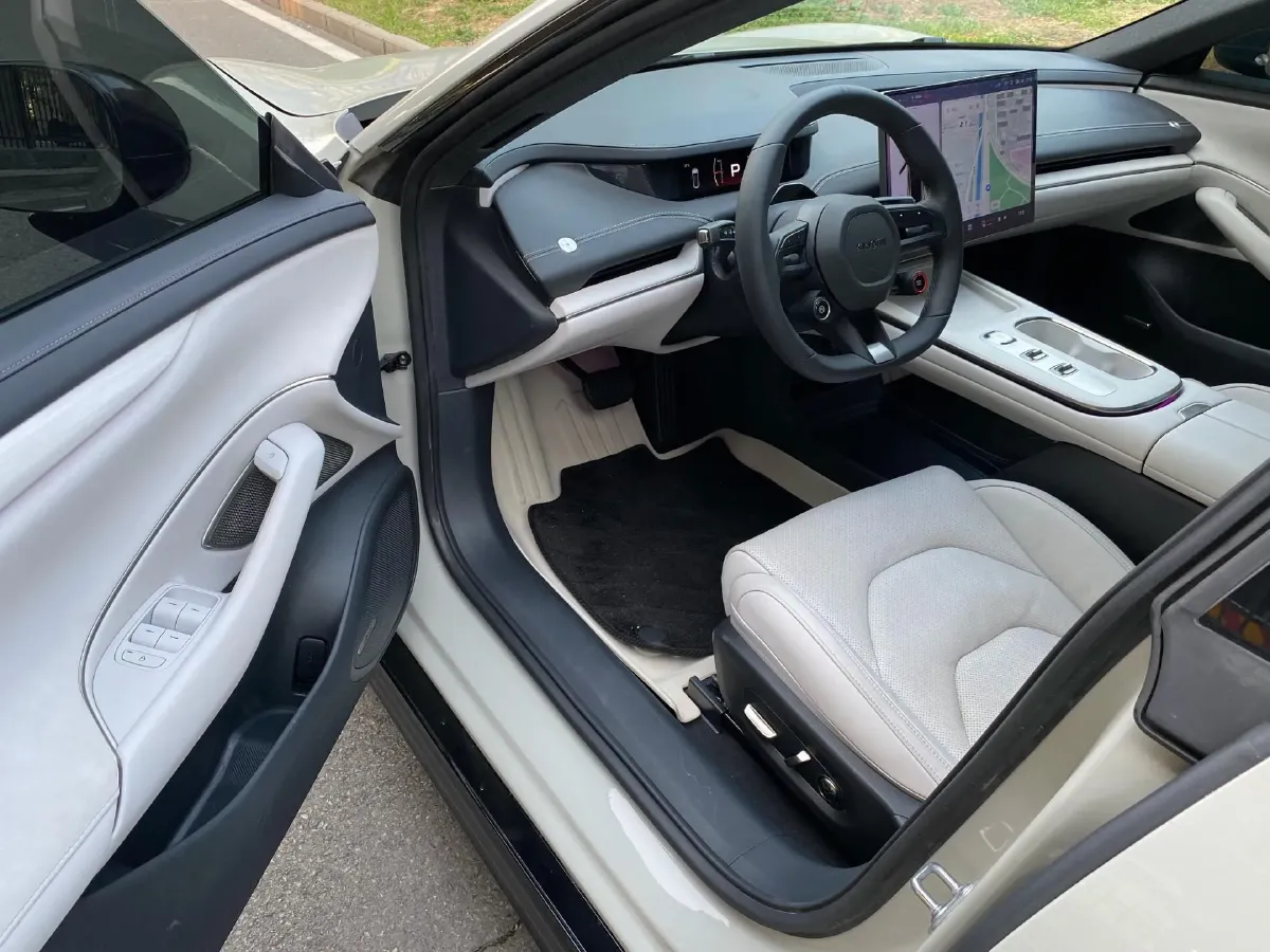 2024 MI SU7 BEV 73.6KWH,autocango,china used car exporter,china ev exporter,chinese used car exporter,chinese used ev exporter