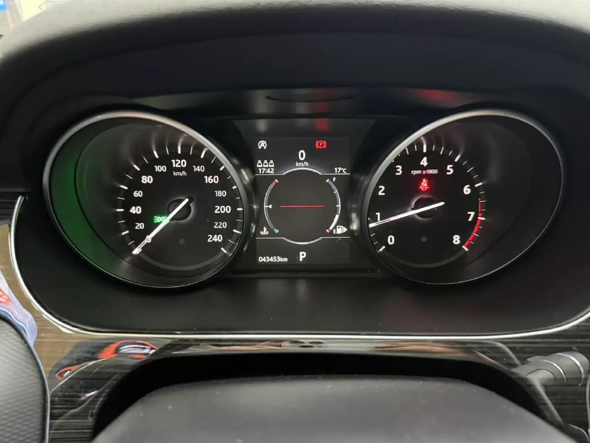 2019 Land Rover Discovery Sport 2.0T 241HP L4 9AT,autocango,china used car exporter,china ev exporter,chinese used car exporter,chinese used ev exporter