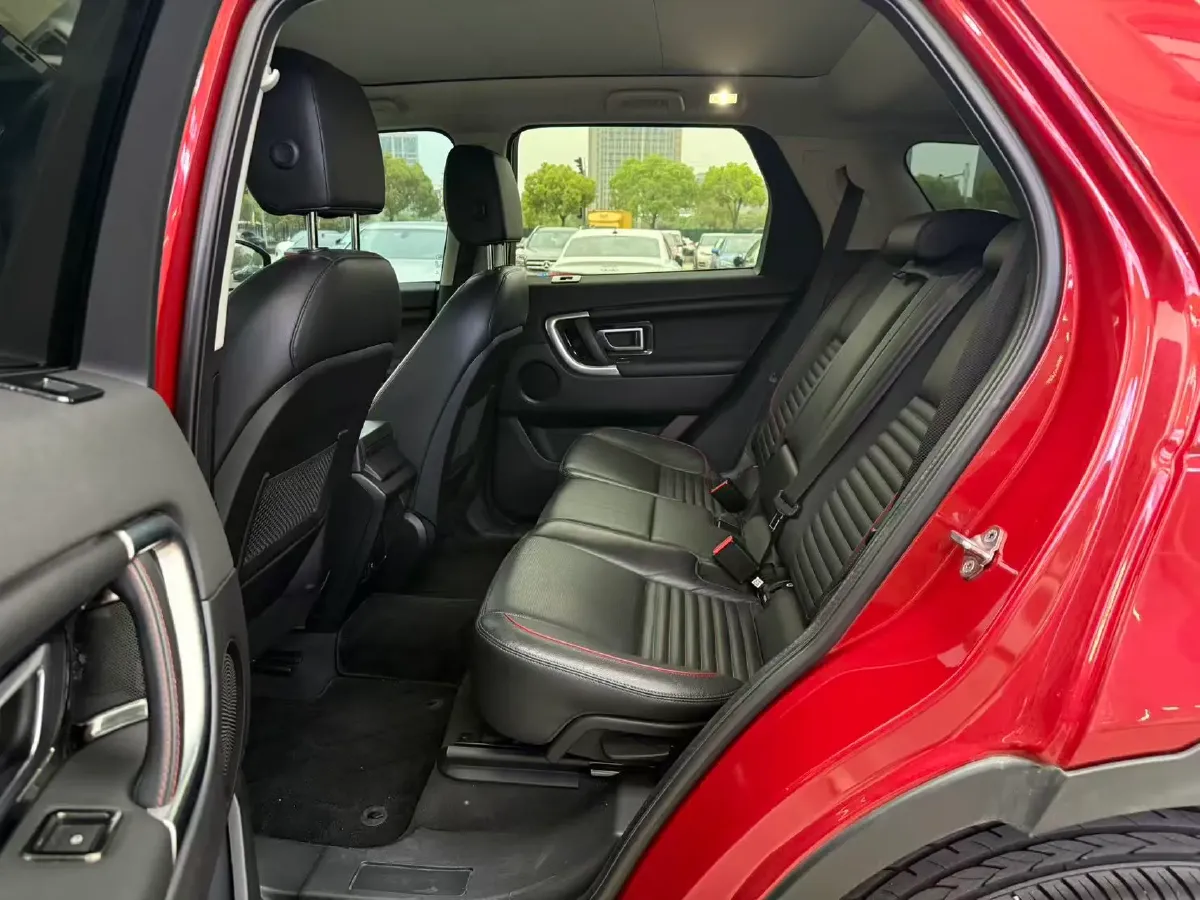 2019 Land Rover Discovery Sport 2.0T 241HP L4 9AT,autocango,china used car exporter,china ev exporter,chinese used car exporter,chinese used ev exporter