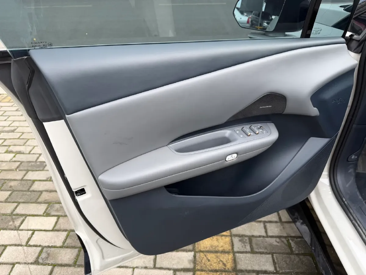 2025 Jetour Freeman 1.5T 184HP L4 7DCT,autocango,china used car exporter,china ev exporter,chinese used car exporter,chinese used ev exporter