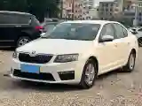 2017 Skoda Octavia 1.6L 110HP L4 6AT