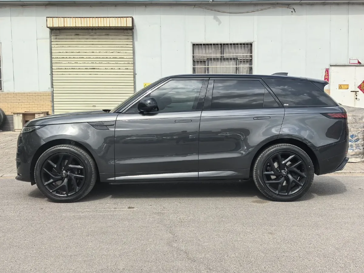 2023 Land Rover Range Rover Sport 3.0T 400HP L6 8AT,autocango,china used car exporter,china ev exporter,chinese used car exporter,chinese used ev exporter