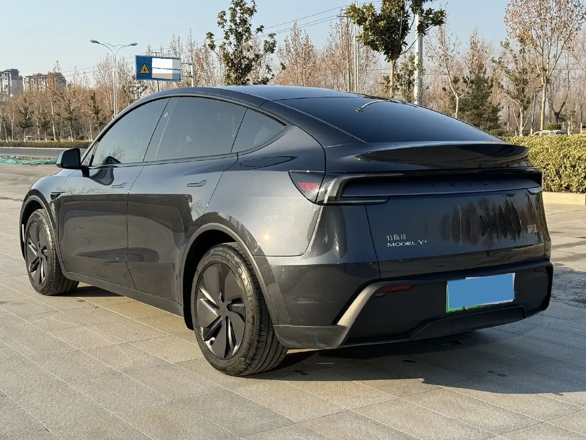 2025 Tesla Model Y BEV,autocango,china used car exporter,china ev exporter,chinese used car exporter,chinese used ev exporter