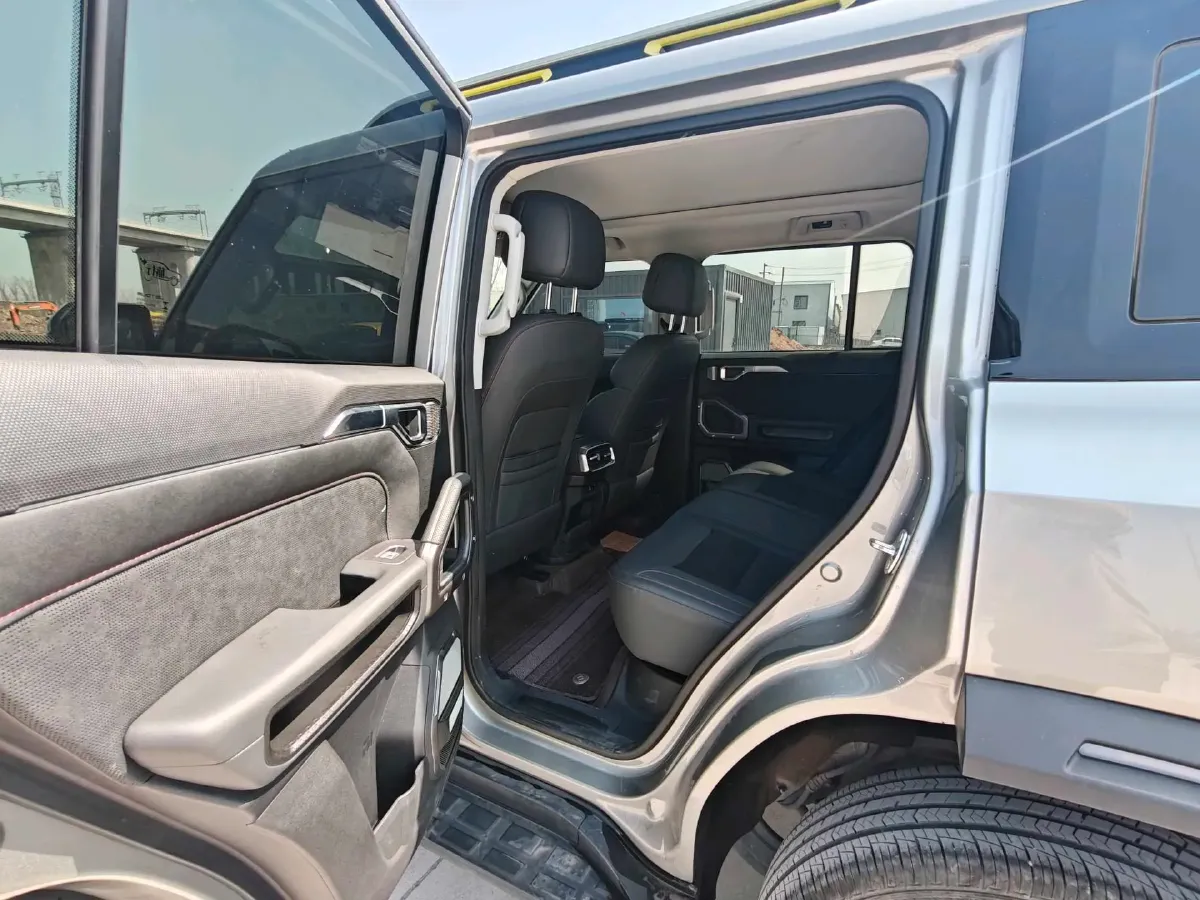 2023 Jetour Traveller 1.5T 184HP L4 7DCT,autocango,china used car exporter,china ev exporter,chinese used car exporter,chinese used ev exporter