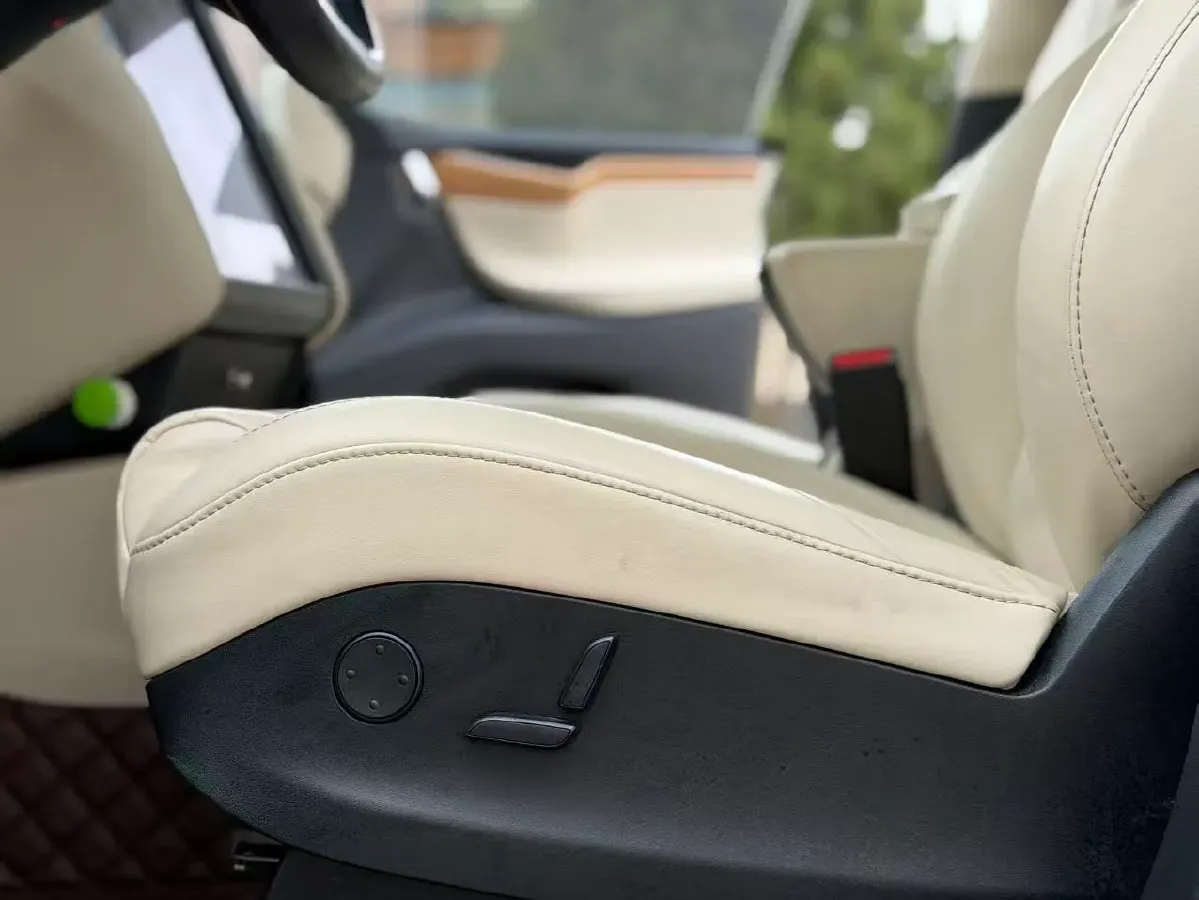 2017 Tesla Model X BEV 100KWH,autocango,china used car exporter,china ev exporter,chinese used car exporter,chinese used ev exporter