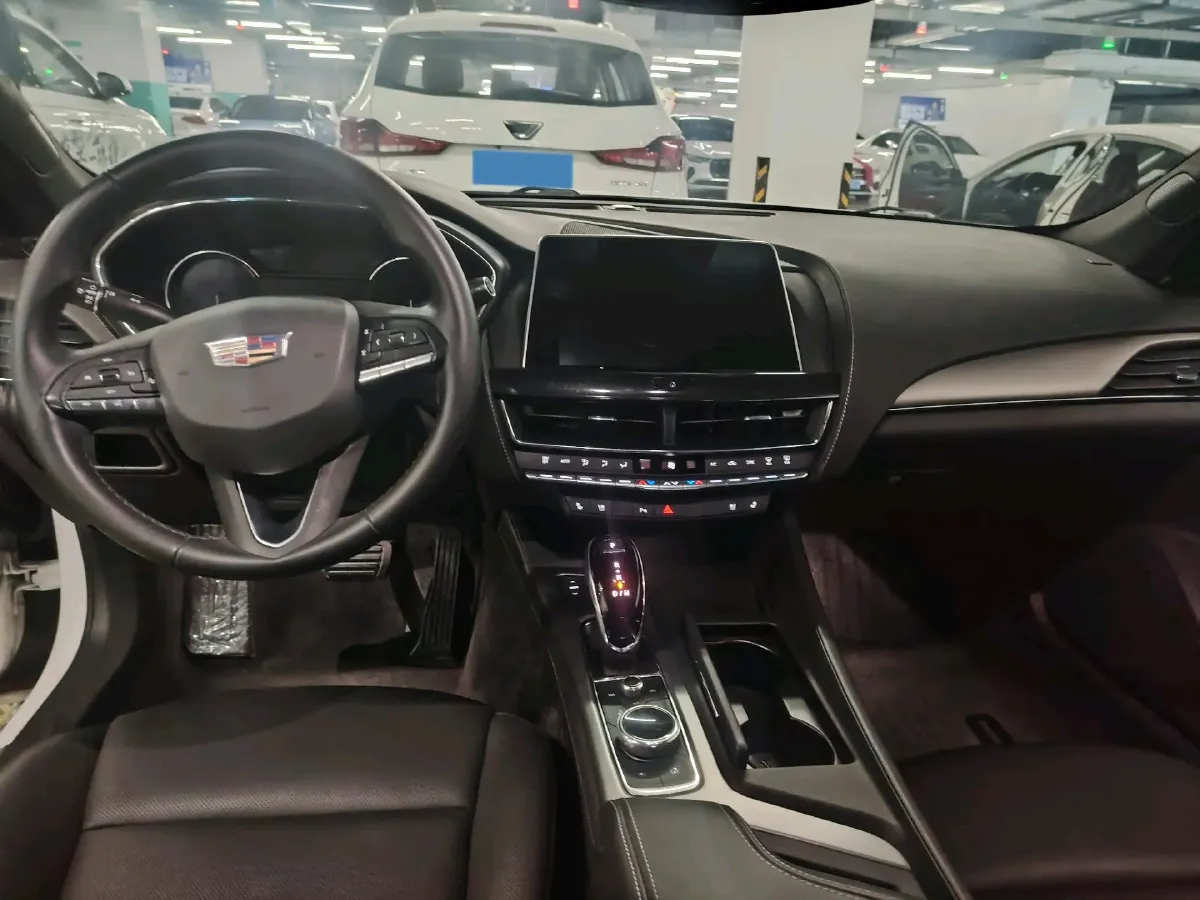 2022 Cadillac CT5 2.0T 237HP L4 10AT,autocango,china used car exporter,china ev exporter,chinese used car exporter,chinese used ev exporter