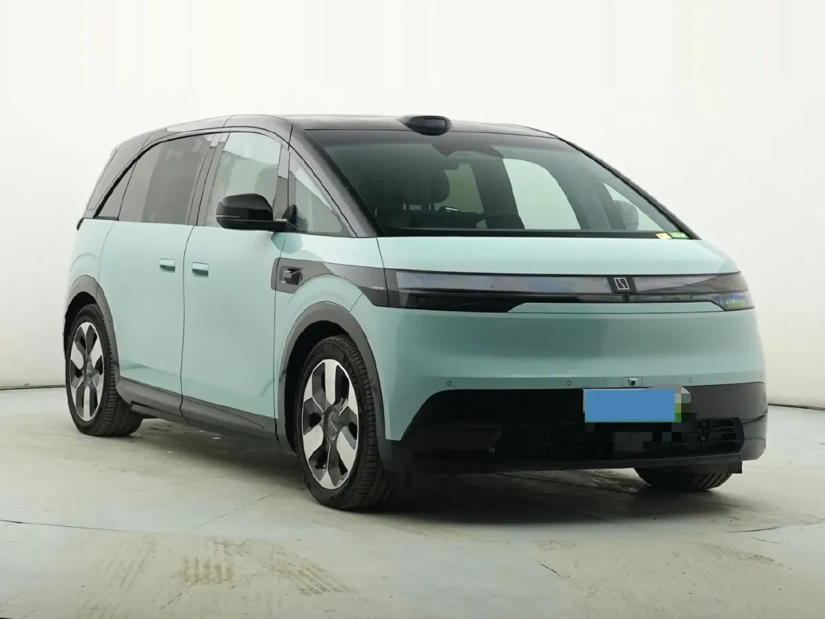 2025 Zeekr MIX BEV 76KWH,autocango,china used car exporter,china ev exporter,chinese used car exporter,chinese used ev exporter