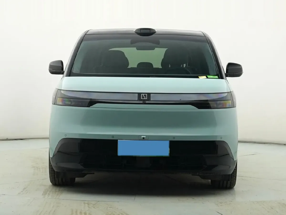 2025 Zeekr MIX BEV 76KWH,autocango,china used car exporter,china ev exporter,chinese used car exporter,chinese used ev exporter