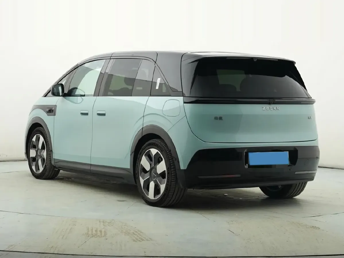 2025 Zeekr MIX BEV 76KWH,autocango,china used car exporter,china ev exporter,chinese used car exporter,chinese used ev exporter