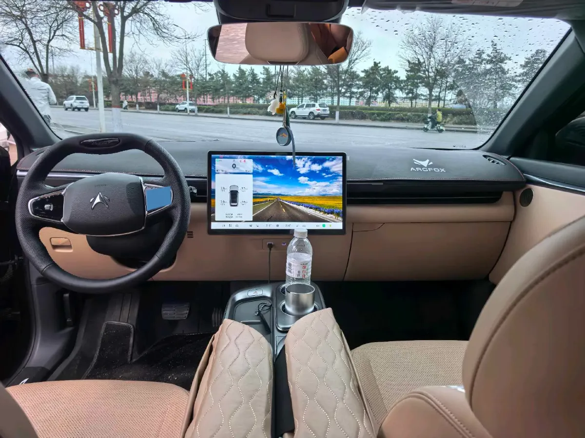 2025 MAXUS G10 2.0T 261HP L4 8AT,autocango,china used car exporter,china ev exporter,chinese used car exporter,chinese used ev exporter