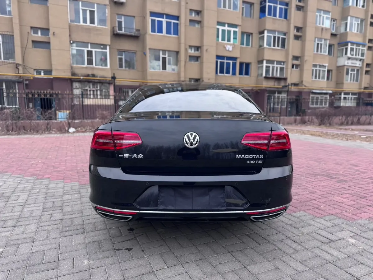 2018 Volkswagen Magotan 1.8T 180HP L4 7DCT,autocango,china used car exporter,china ev exporter,chinese used car exporter,chinese used ev exporter