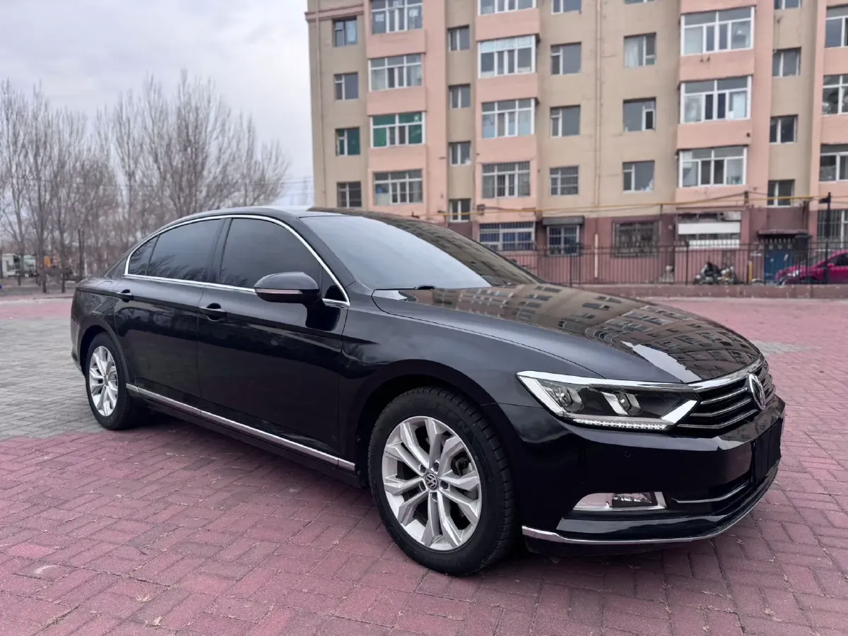 2018 Volkswagen Magotan 1.8T 180HP L4 7DCT,autocango,china used car exporter,china ev exporter,chinese used car exporter,chinese used ev exporter