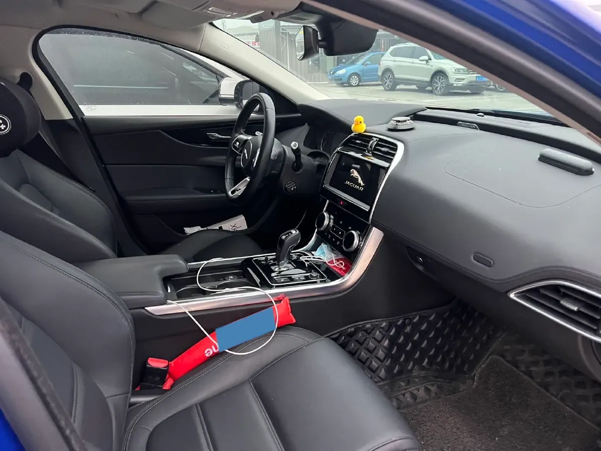 2020 Jaguar XEL 2.0T 200HP L4 8AT,autocango,china used car exporter,china ev exporter,chinese used car exporter,chinese used ev exporter