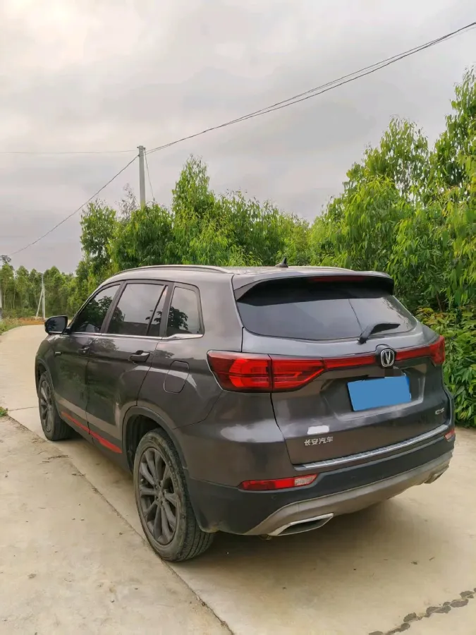 2022 ChangAn CS75 1.5T 180HP L4 7DCT,autocango,china used car exporter,china ev exporter,chinese used car exporter,chinese used ev exporter