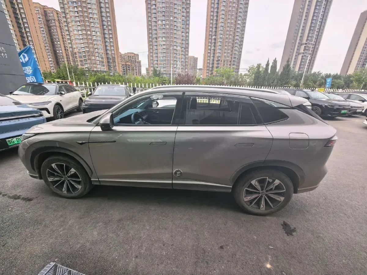 2023 Roewe RX5 1.5T 188HP L4 AMT PHEV 12.3KWH,autocango,china used car exporter,china ev exporter,chinese used car exporter,chinese used ev exporter