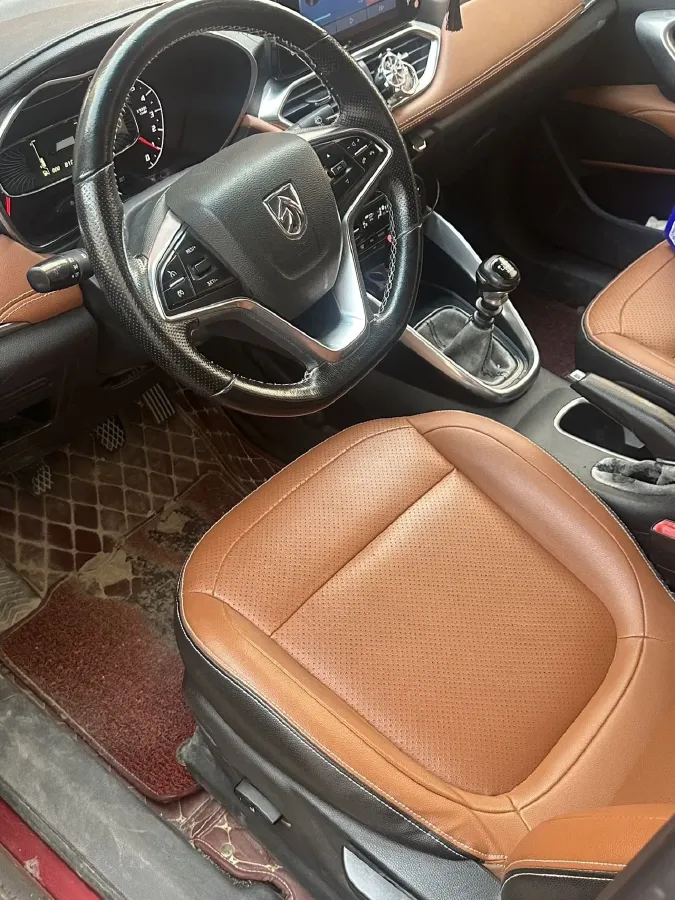 2019 Bestune X40 1.6L 114HP L4 5MT,autocango,china used car exporter,china ev exporter,chinese used car exporter,chinese used ev exporter