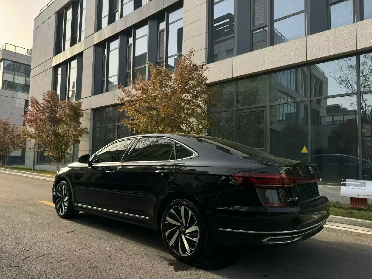 2023 Volkswagen Passat 2.0T 186HP L4 7DCT,autocango,china used car exporter,china ev exporter,chinese used car exporter,chinese used ev exporter
