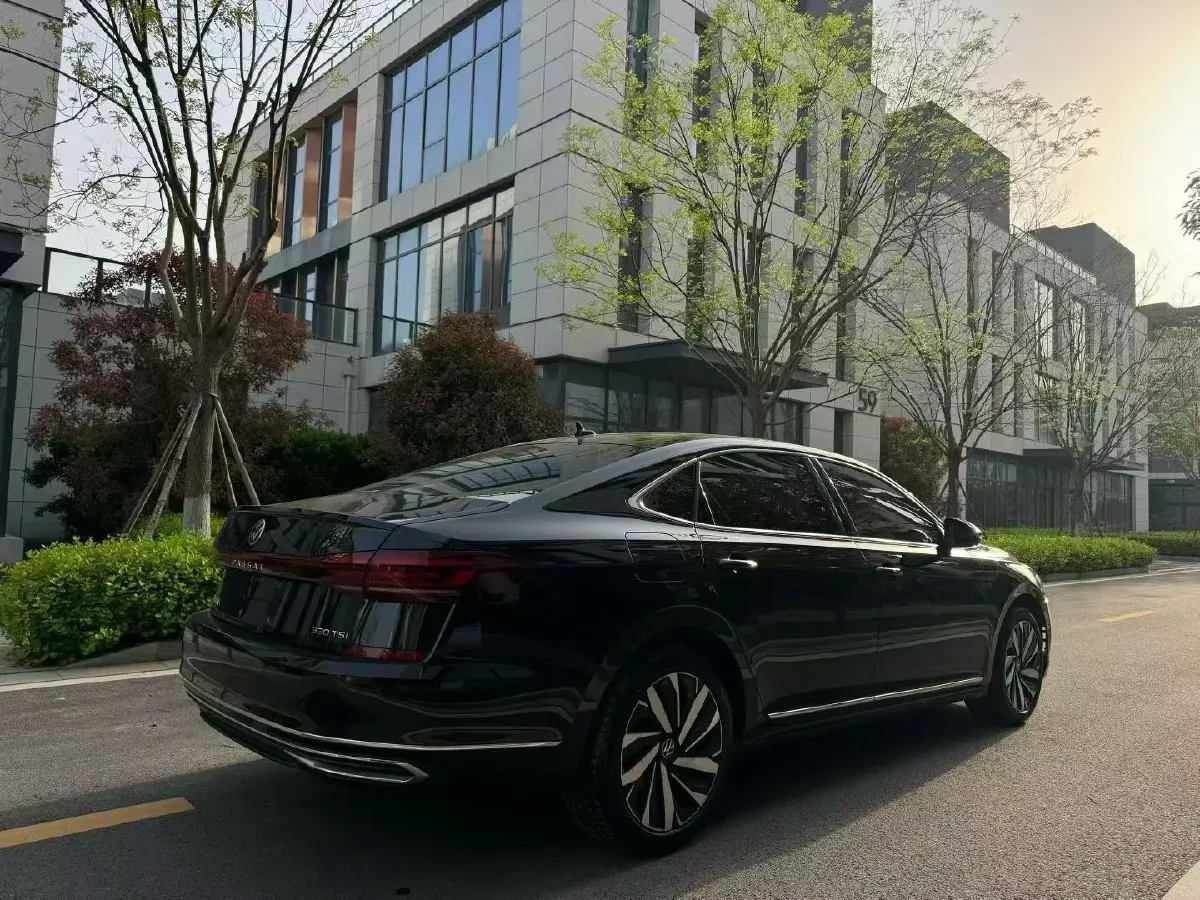 2023 Volkswagen Passat 2.0T 186HP L4 7DCT,autocango,china used car exporter,china ev exporter,chinese used car exporter,chinese used ev exporter