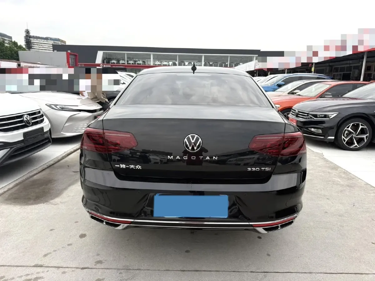 2023 Volkswagen Magotan 2.0T 186HP L4 7DCT,autocango,china used car exporter,china ev exporter,chinese used car exporter,chinese used ev exporter