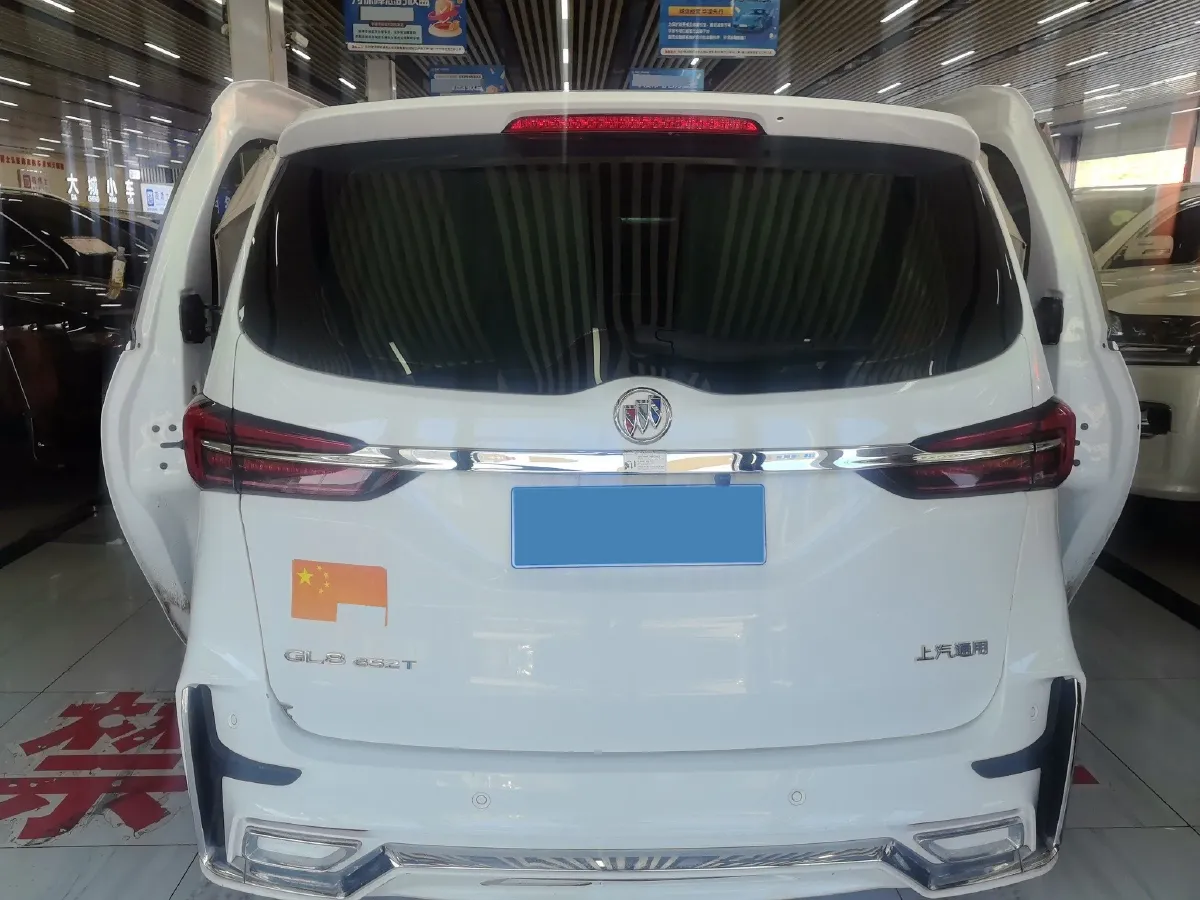 2022 Buick GL8 2.0T 237HP L4 9AT,autocango,china used car exporter,china ev exporter,chinese used car exporter,chinese used ev exporter