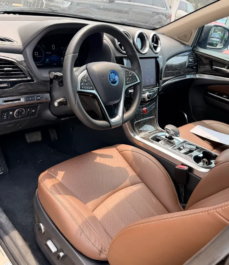 2017 BYD Tang 2.0T 205HP L4 6DCT PHEV,autocango,china used car exporter,china ev exporter,chinese used car exporter,chinese used ev exporter