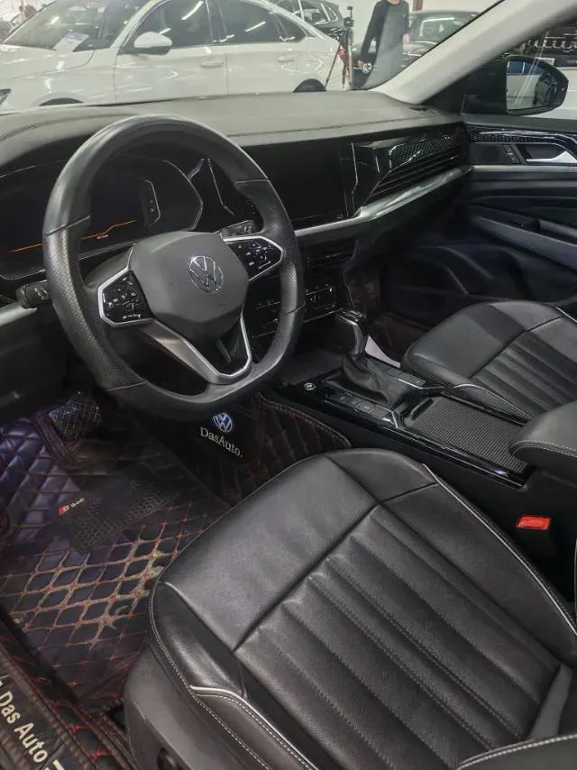 2023 Volkswagen Passat 2.0T 186HP L4 7DCT,autocango,china used car exporter,china ev exporter,chinese used car exporter,chinese used ev exporter